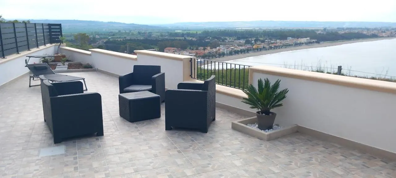 Casa Framaibla - La Veranda Sull'Etna أوغوستا 0*,  إيطاليا