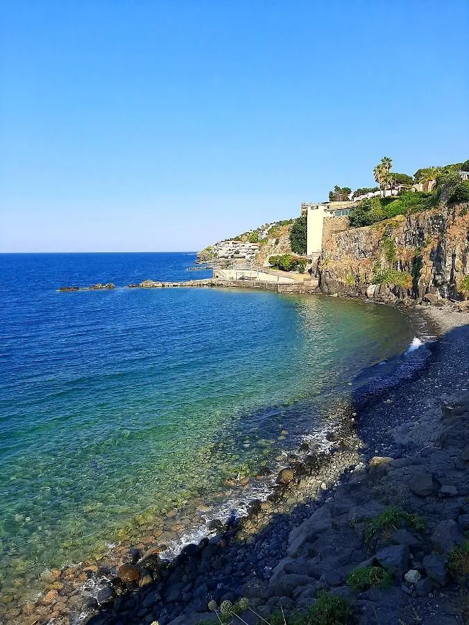 Casa Framaibla - La Veranda Sull'Etna أوغوستا 0*,