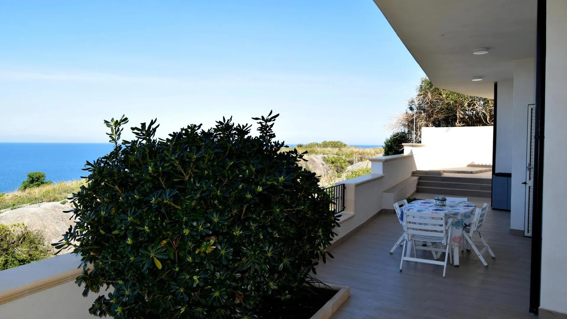 Casa Framaibla - La Veranda Sull'Etna أوغوستا 0*,